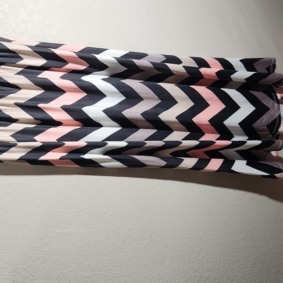 Maxi Dress Womens Size XL Zigzag print sleeveless black tank top Aztec - Picture 2 of 9